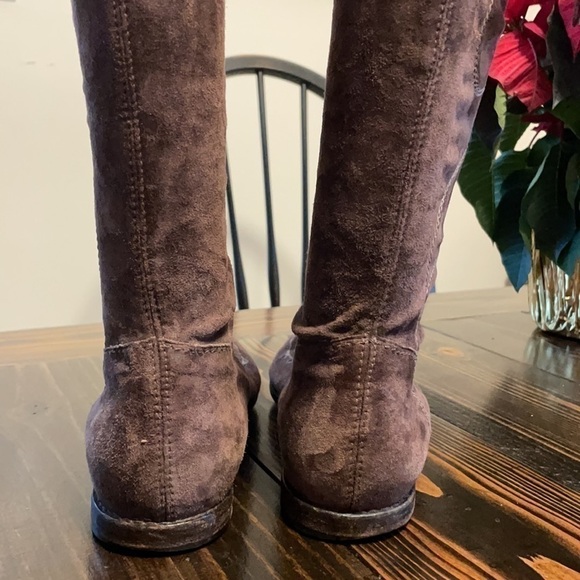 Henry Beguelin Tall Suede Boots w Curved Stitching Up Tassel Sides Flattering - Picture 6 of 10